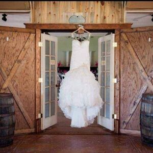Elegant White Wedding Dress